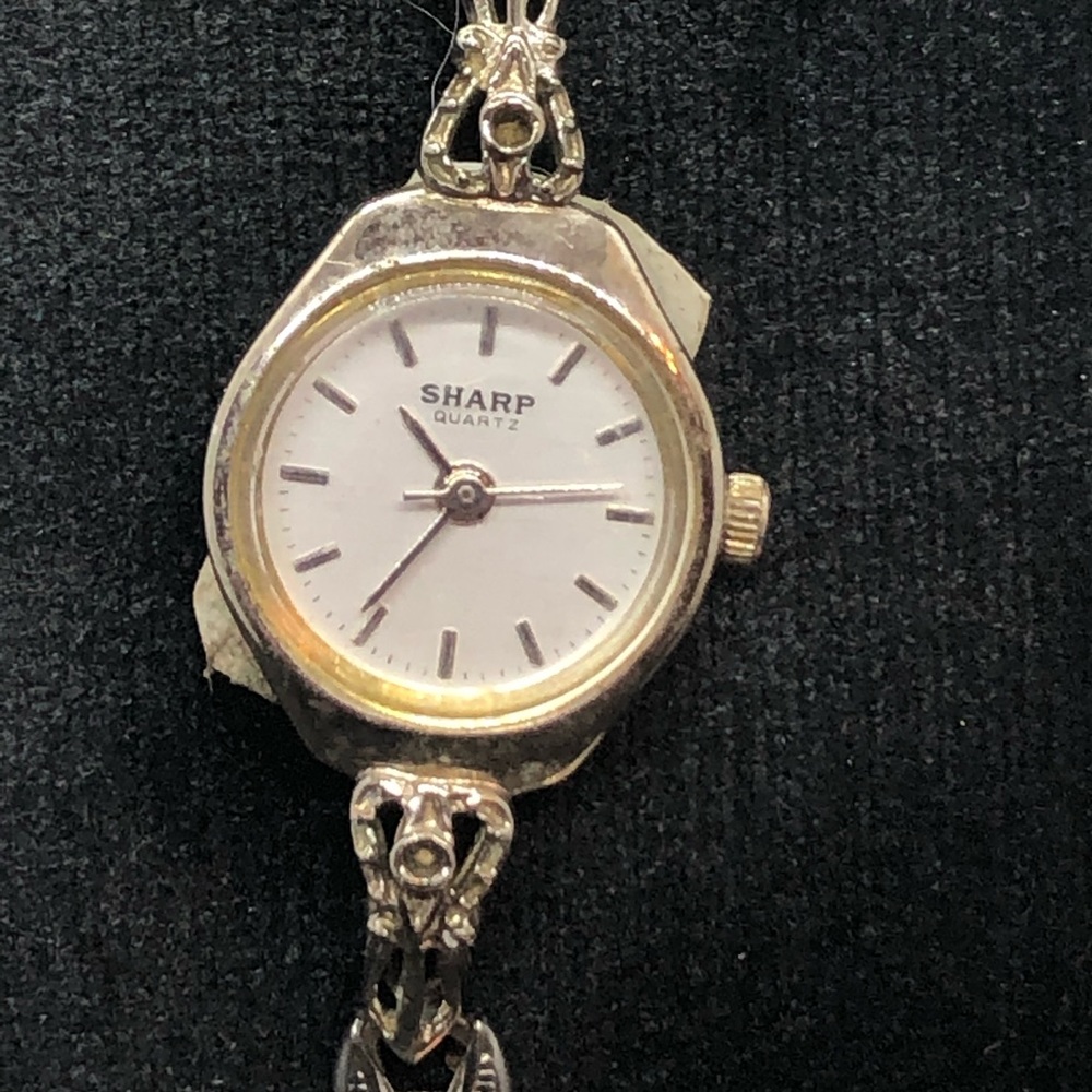 Sharp Watch - image 2